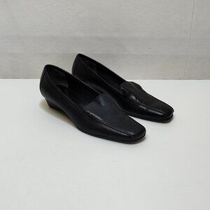 Naturalizer Leather Wedge Heel Loafer Square Toe Office Shoe 7.5M Elegant Design